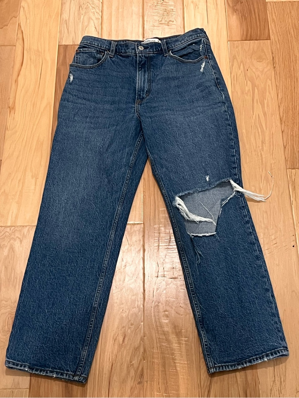 Abercrombie Women’s 90s Jeans Ultra High Rise